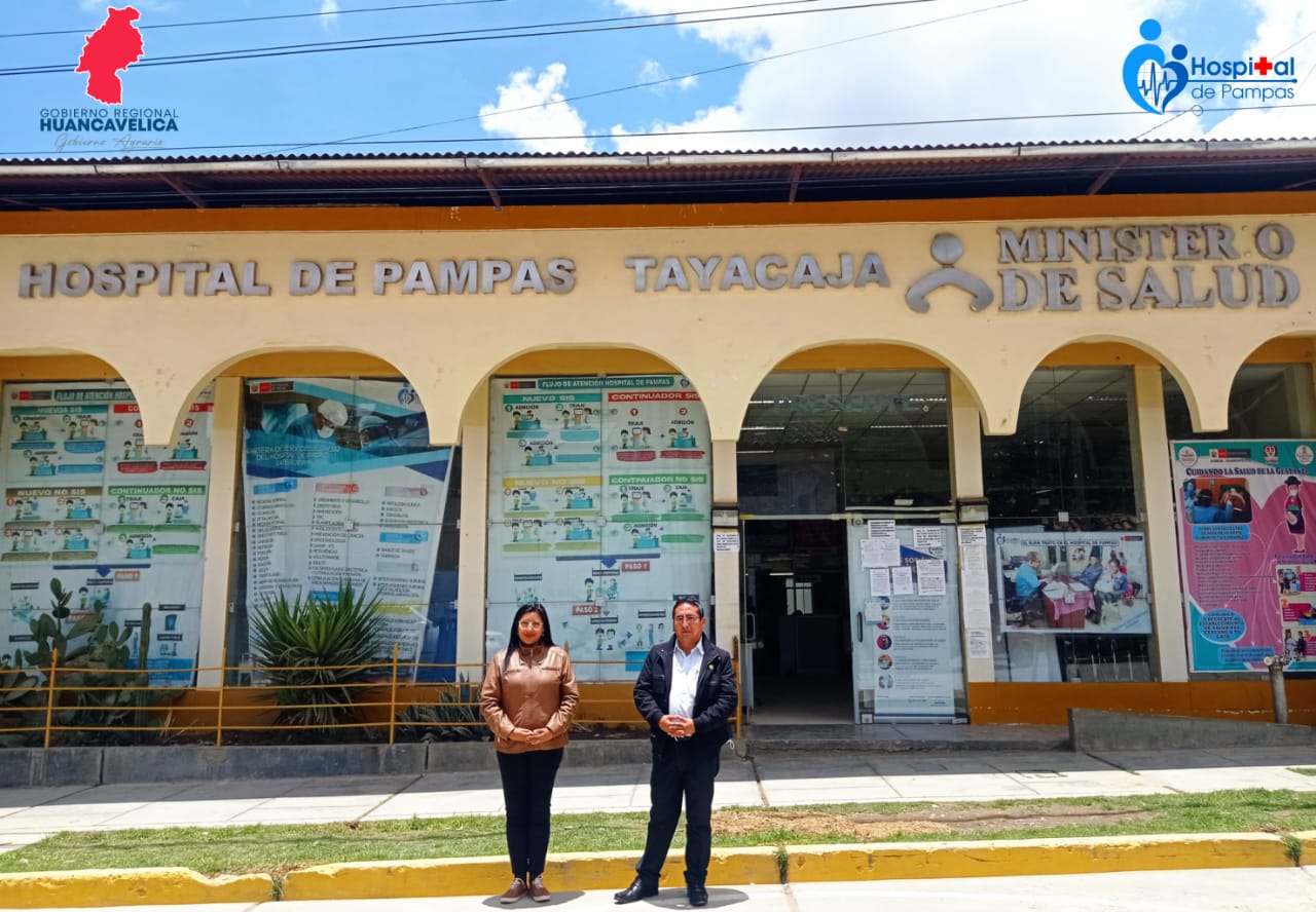 DIRECTORA DEL HOSPITAL DE PAMPAS RECIBE VISITA INOPINADA DEL CONGRESISTA ALFREDO PARIONA