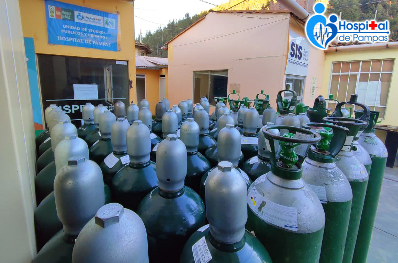 EL HOSPITAL DE PAMPAS RECIBIÓ UN TOTAL DE 67 BALONES CARGADOS DE OXÍGENO MEDICINAL PARA LA ATENCIÓN OPORTUNA DE PACIENTES DIAGNOSTICADOS CON CORONAVIRUS.
